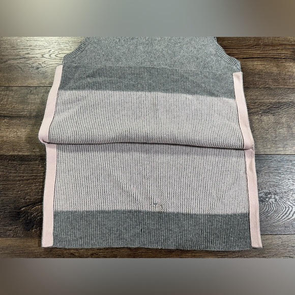 Salvatore Ferragamo Long Sweater Vest - Picture 5 of 7